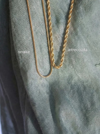 Cimelia Forget-Me-Not Necklace