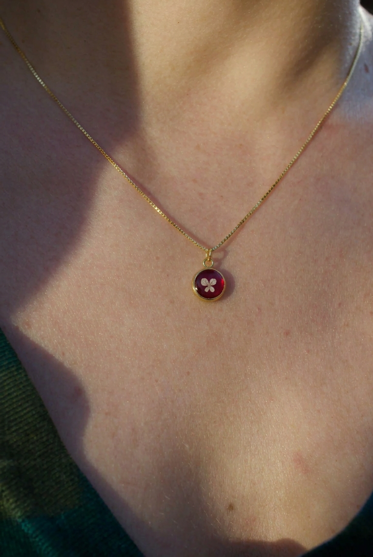 Wild Carrot Essences Necklace