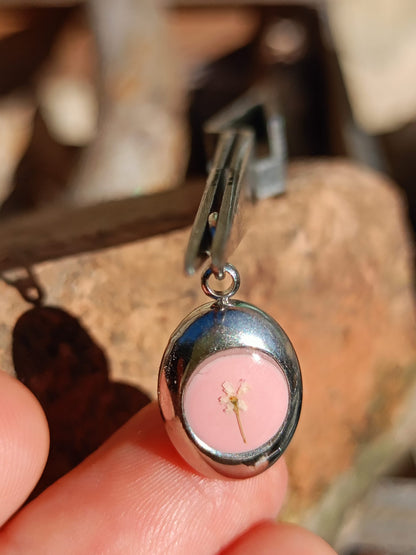 Ciondolo Cimelia Romantica Carota Selvatica Ovetto, argento e rosa