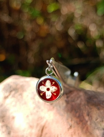 Ciondolo Sambuco, argento e rosso